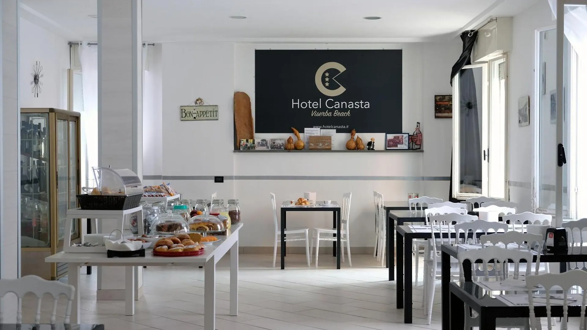 Hotel Canasta Rimini
